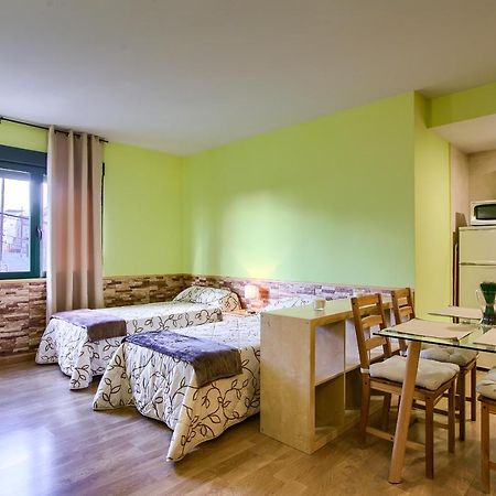 Apartamentos Barajas Madrid Exteriér fotografie