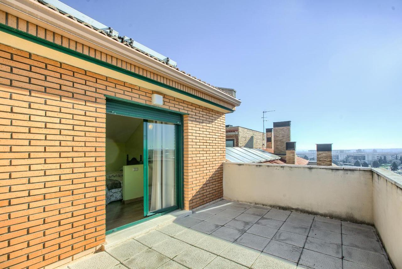 Apartamentos Barajas Madrid Exteriér fotografie