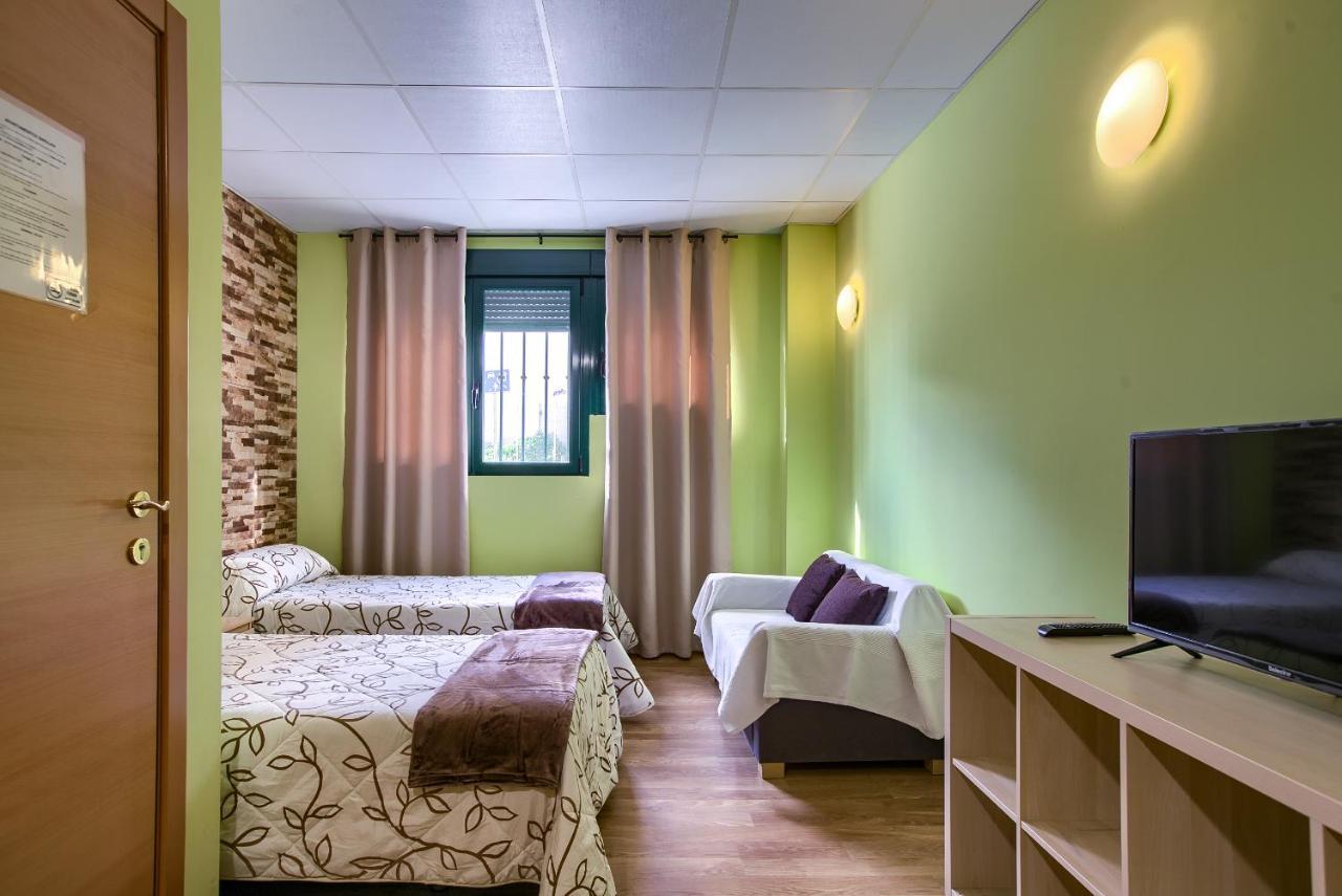 Apartamentos Barajas Madrid Exteriér fotografie